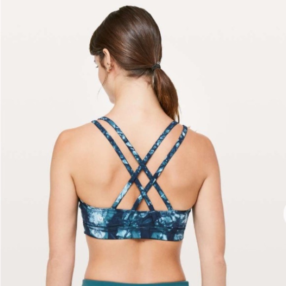 Lululemon Blue Tie Dye Sports Bra Size 4 | EUC Yoga Athleisurecore Active Top - Picture 2 of 5